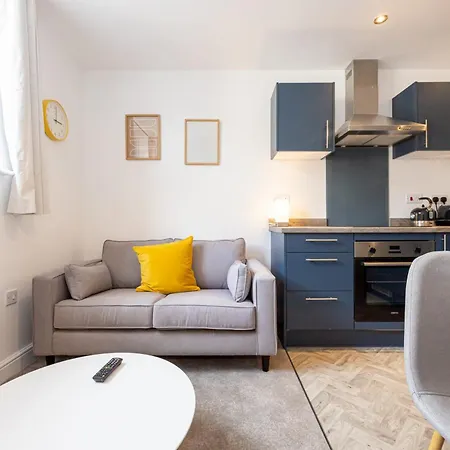 Beautiful 1 Bed 20Mins To Central Manchester Bolton Exterior photo