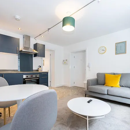 Beautiful 1 Bed 20Mins To Central Manchester Bolton Exterior photo