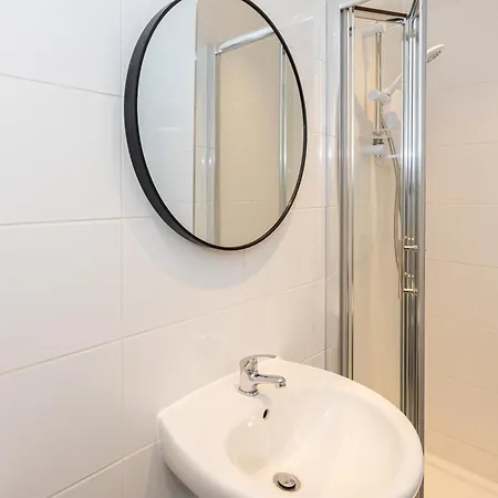 Beautiful 1 Bed 20Mins To Central Manchester Bolton Exterior photo