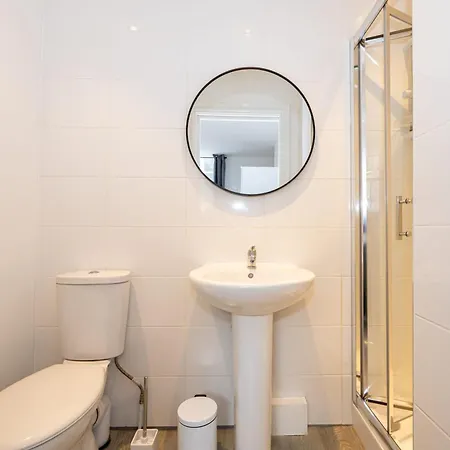 Beautiful 1 Bed 20Mins To Central Manchester Bolton Exterior photo