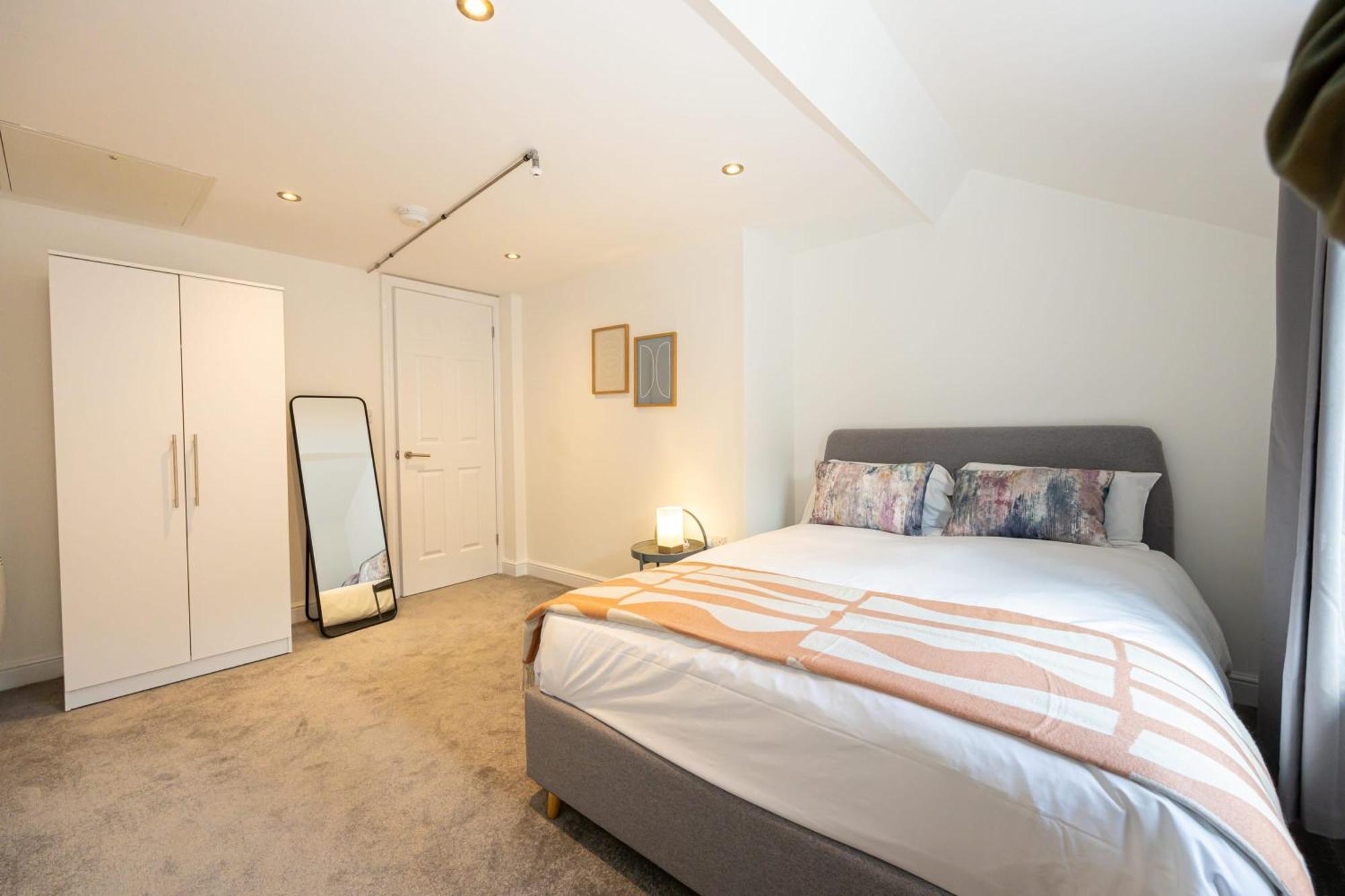 Apartment Beautiful 1 Bed 20mins To Manchester