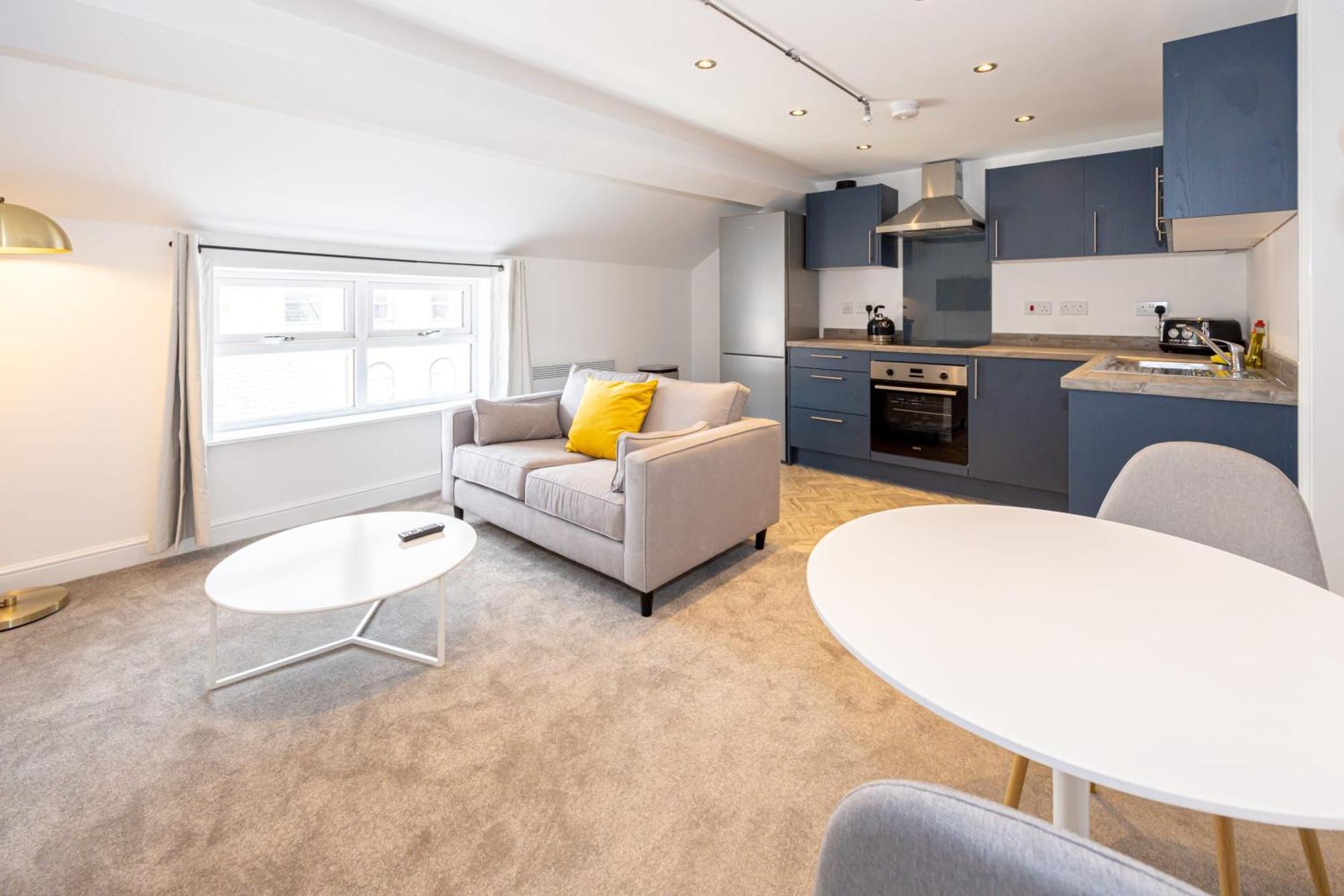 Beautiful 1 Bed 20mins To Manchester Apartment