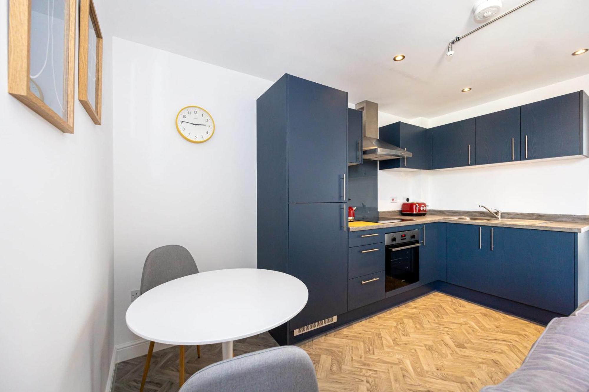 Beautiful 1 Bed 20mins To Manchester Bolton