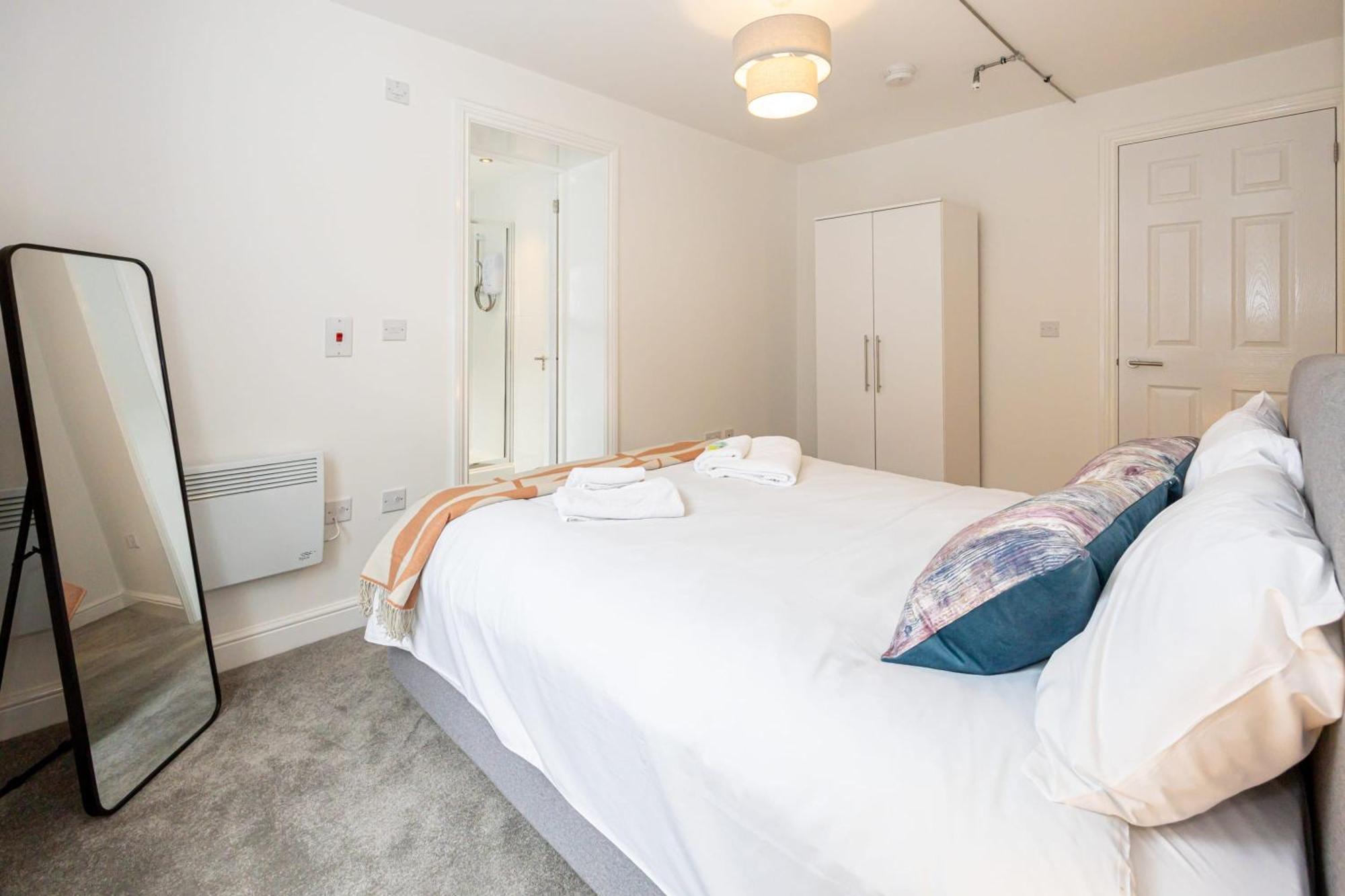 Beautiful 1 Bed 20mins To Manchester Apartment Bolton